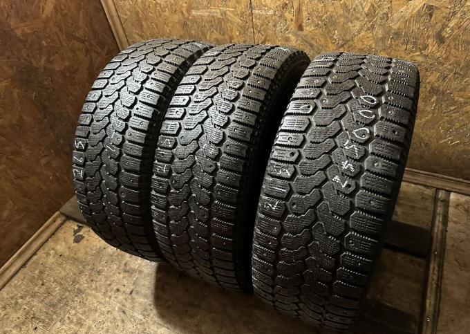 Yokohama Ice Guard F700Z 215/60 R16 95Q