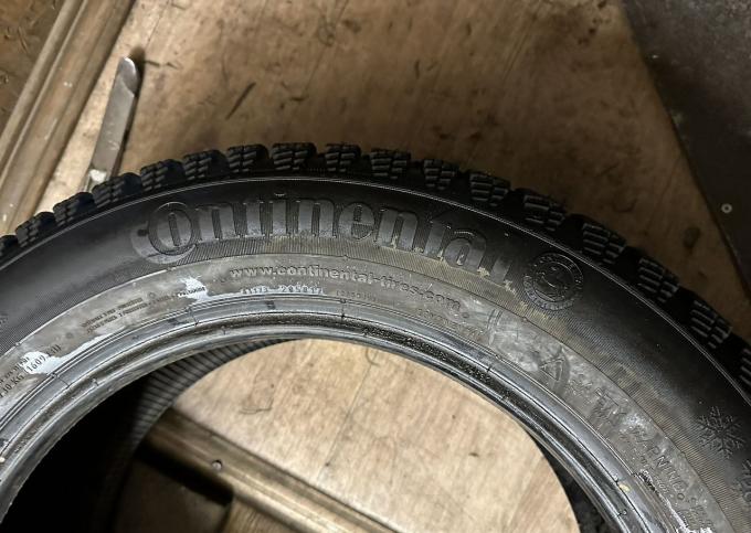 Continental ContiIceContact 215/55 R16 97T