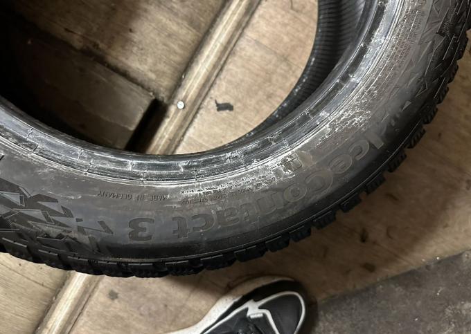Continental IceContact 3 205/55 R16 94T
