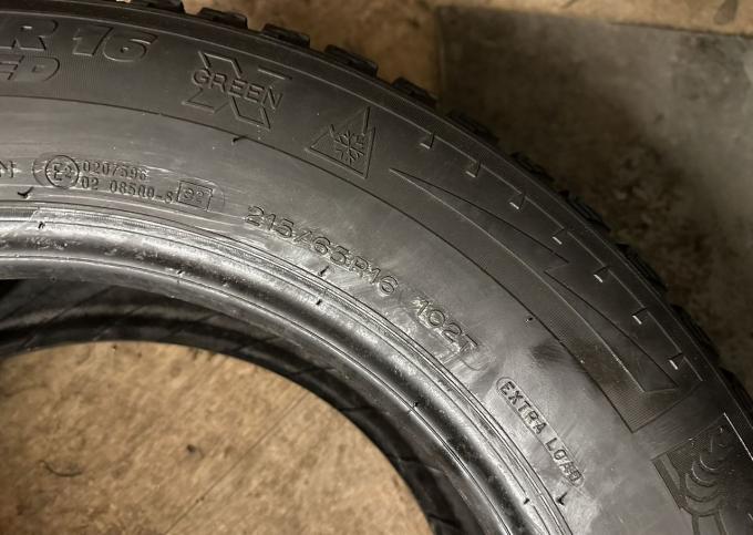 Michelin X-Ice North 2 215/65 R16 102T