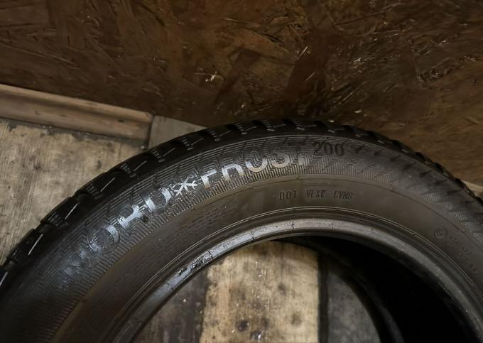 Gislaved Nord Frost 200 205/60 R16 96T