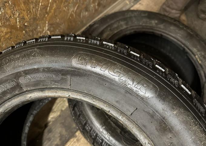 Tigar SUV Ice 215/65 R16 102T