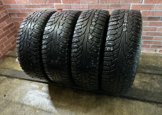 Nokian Tyres Hakkapeliitta 5 215/65 R16 102T