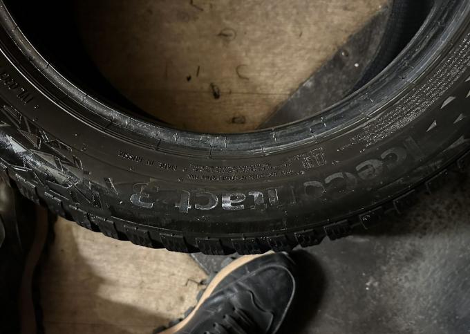 Continental IceContact 3 205/55 R16 94T