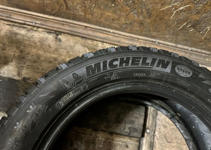 Michelin X-Ice North 3 205/55 R16 94T