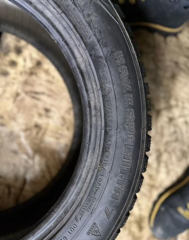 Nokian Tyres Hakkapeliitta 7 215/55 R16 97T