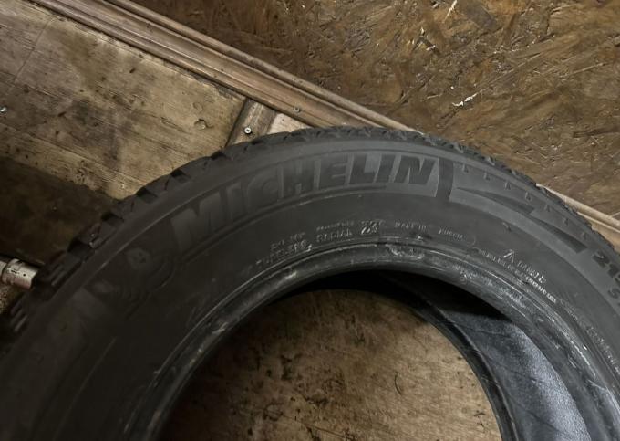 Michelin X-Ice North 2 215/65 R16 102T