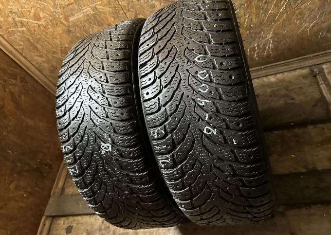 Nokian Tyres Hakkapeliitta 9 215/60 R16 99T
