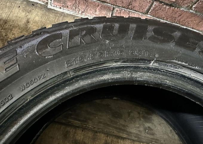Bridgestone Ice Cruiser 5000 215/55 R16 93T