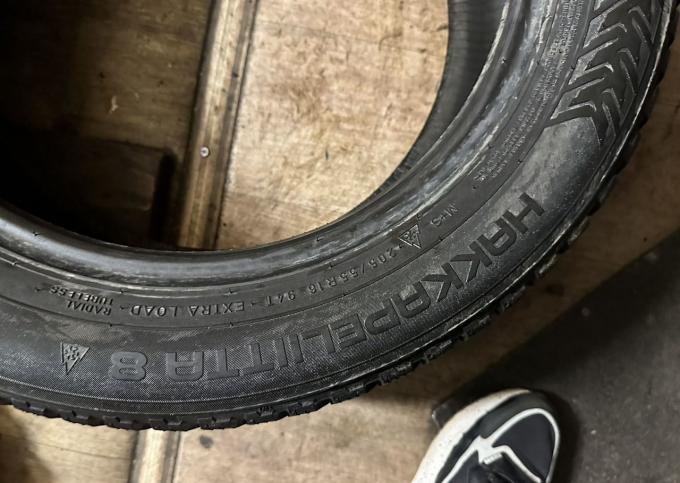 Nokian Tyres Hakkapeliitta 8 205/55 R16 94T