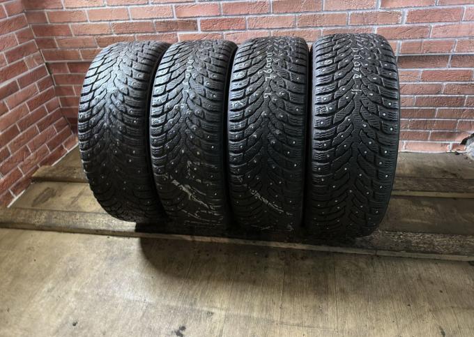 Nokian Tyres Hakkapeliitta 9 215/60 R16 99T