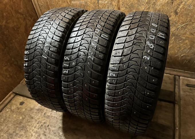 Michelin X-Ice North 3 215/65 R16 102T