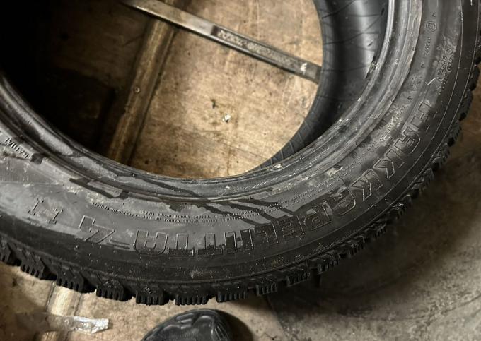 Nokian Tyres Hakkapeliitta 4 225/55 R16 99T