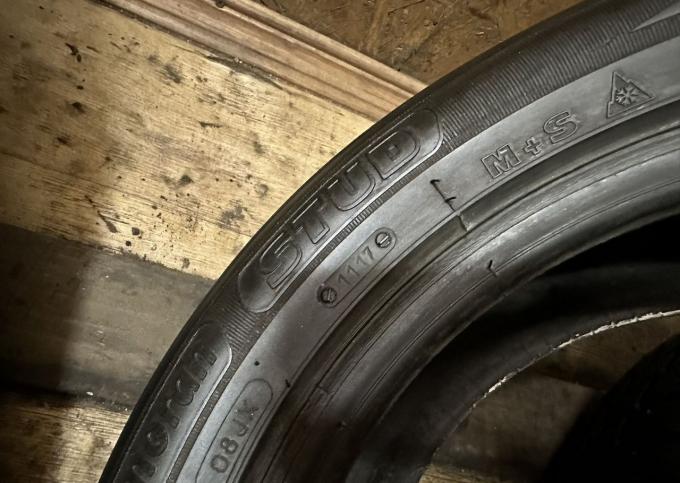 Tigar Sigura Stud 205/55 R16 91T