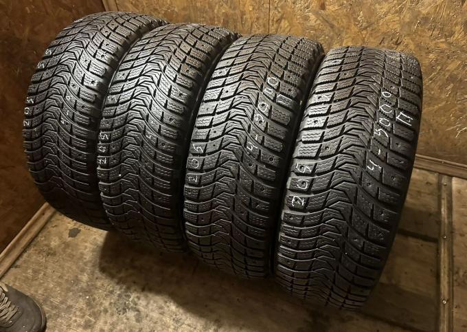 Michelin X-Ice North 3 205/55 R16 94T