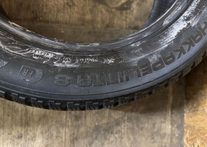 Nokian Tyres Hakkapeliitta 8 205/55 R16 91T