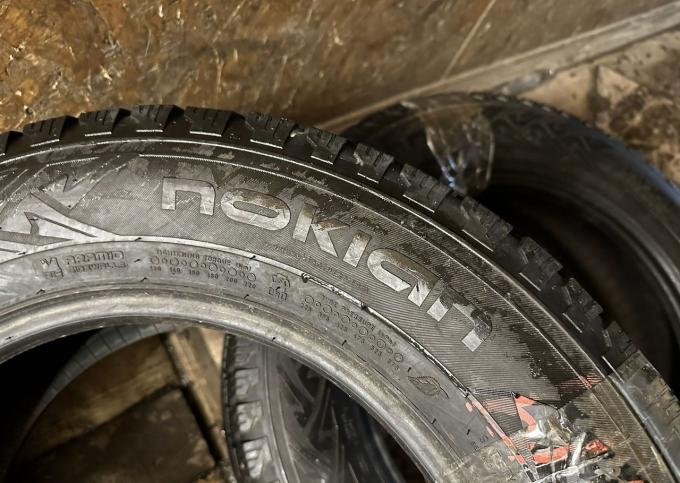 Nokian Tyres Hakkapeliitta C3 205/65 R16C 107R