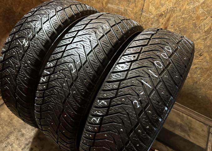 Yokohama Ice Guard IG65 215/65 R16 102T