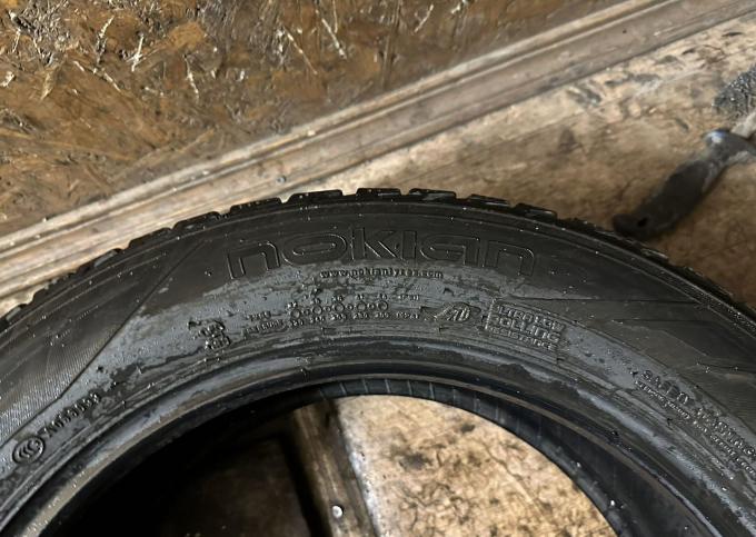 Nokian Tyres Hakkapeliitta R2 205/55 R16 94R