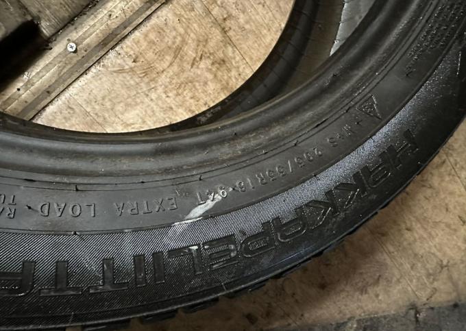 Nokian Tyres Hakkapeliitta 9 205/55 R16 94T