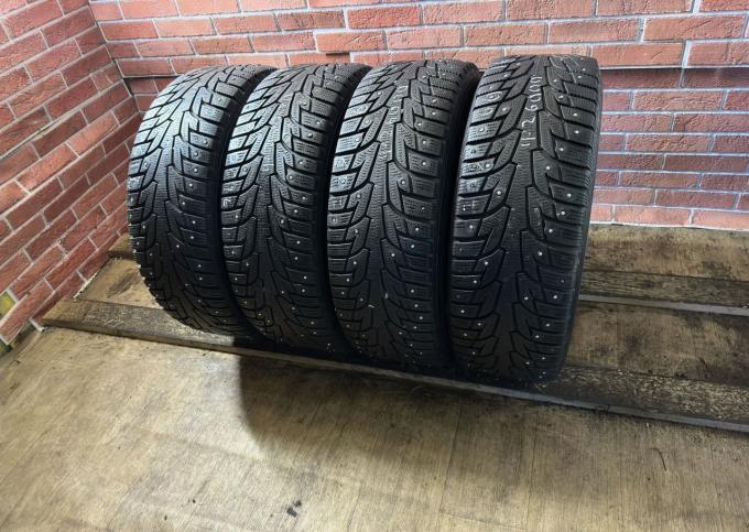 Hankook Ventus V8 RS H424 215/60 R16 99T