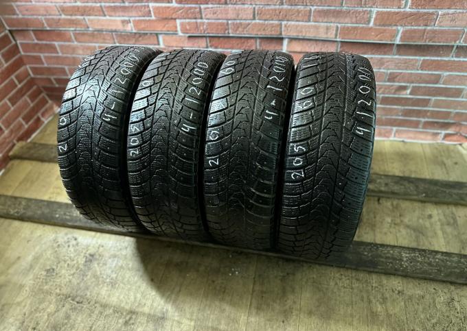 Minerva Eco Stud 205/60 R16 92T