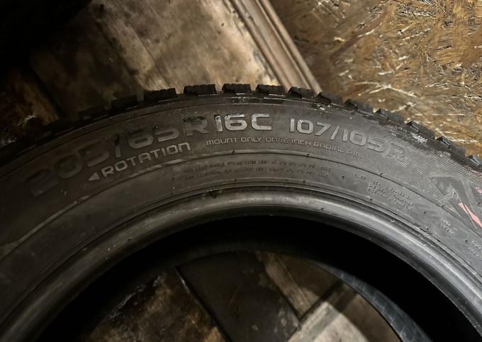 Nokian Tyres Hakkapeliitta C3 205/65 R16C 107R