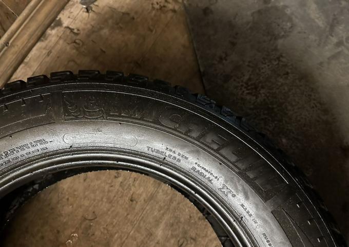 Michelin X-Ice North XIN2 215/60 R16 99T