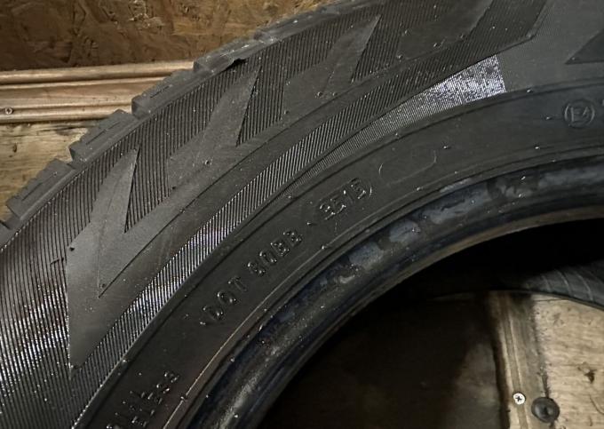 Nokian Tyres Nordman RS2 SUV 215/60 R16 102R