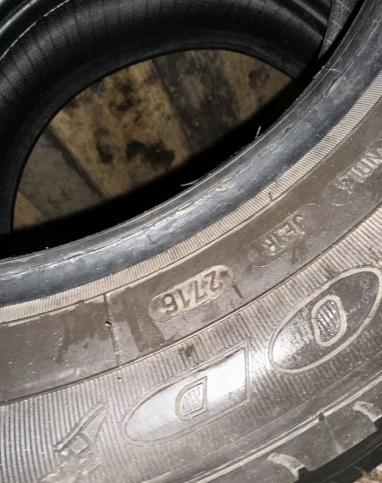 Goodyear EfficientGrip 195/60 R16 98H