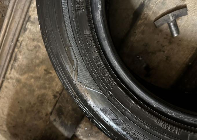Nitto NT830 205/60 R16 96W