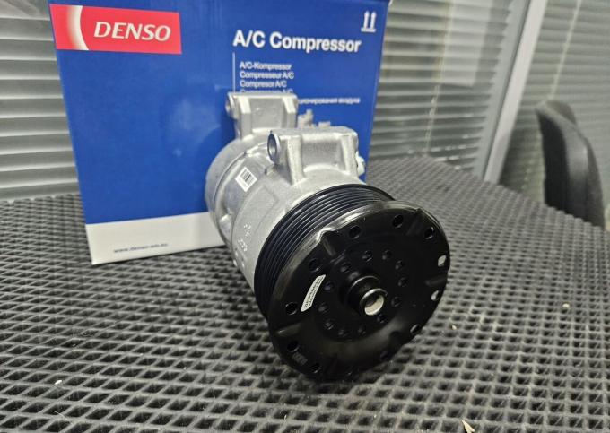 Компрессор кондиционера Denso Toyota RAV lV DCP50035