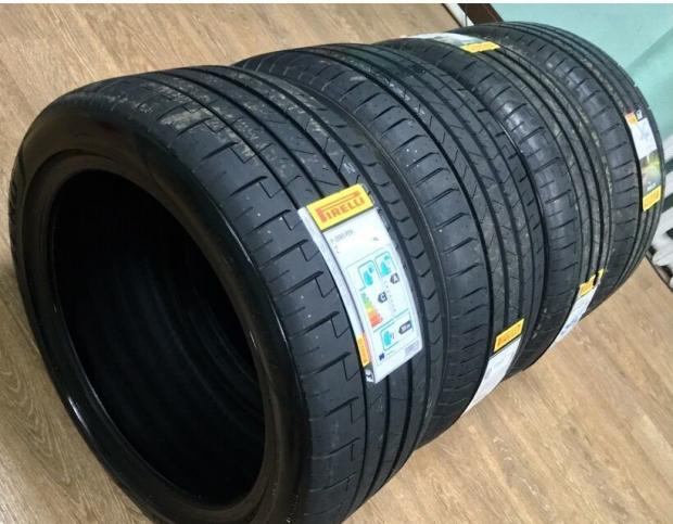 Pirelli P Zero PZ4 L.S. 245/45 R18