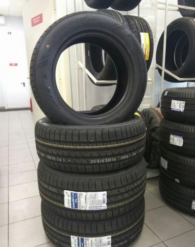 Kumho Ecsta PS71 245/45 R18