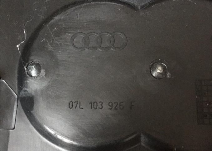 Защитный кожух впуск.коллектора новый Audi A6/S6 07L103926F