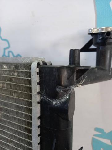 Радиатор охлаждения Hyundai i30