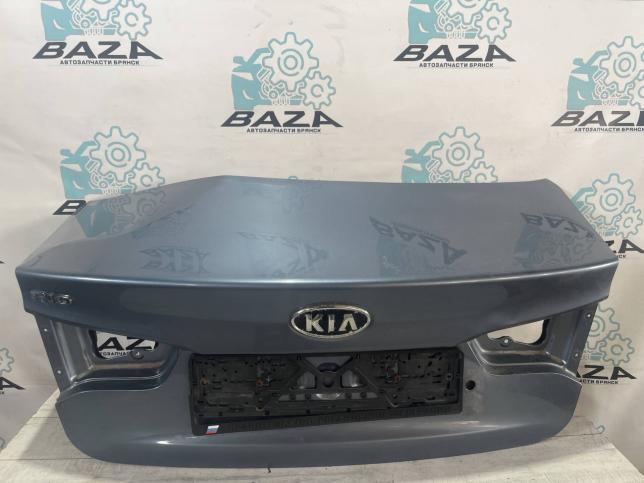 Крышка багажника мятая  Kia Rio 3