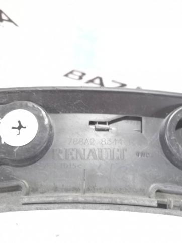 Накладка заднего правого крыла Renault Kaptur 788A28344