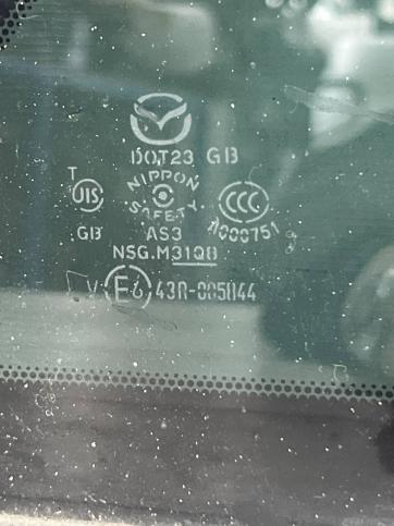 Форточка заднего правого крыла Mazda CX 7