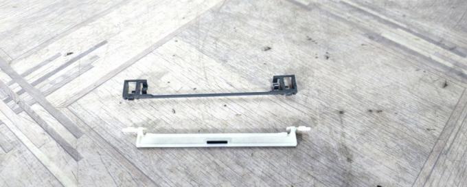 Заглушка молдинга крыши Range Rover 3 L322 DBC000032LML