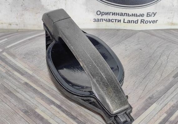 Ручка двери передняя левая Range Rover L322 LR011107