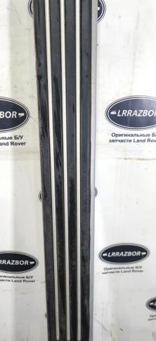 Подножка правая Land Rover Range Rover 3 L322 LR004814