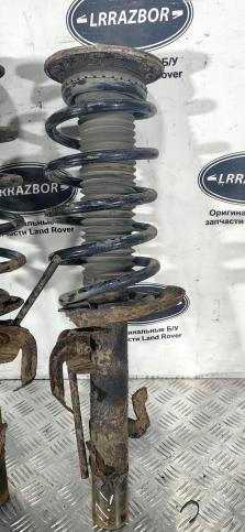 Амортизаторы передние Land Rover Freelander 2 2.2 LR001139
