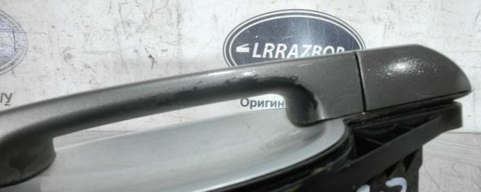 Ручка двери задняя правая Range Rover 3 L322 02-12 LR011107