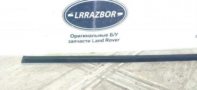 Молдинг стекла переднего левого Range Rover L322 CGE500710