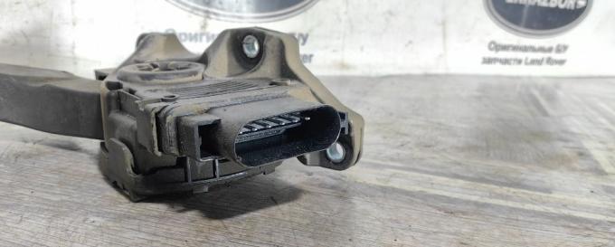 Педаль газа Land Rover Freelander 2 2.2 МКПП LR007637