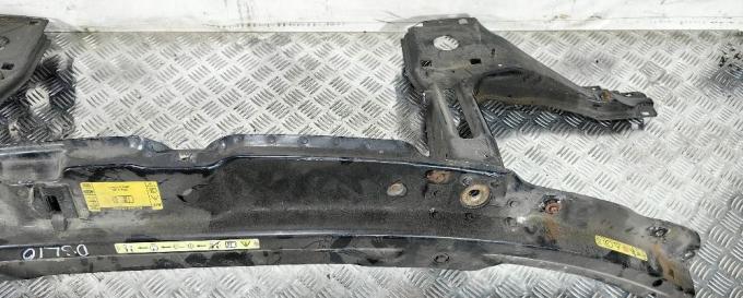 Панель передняя телевизор Range Rover L322 02-07 ABG760040