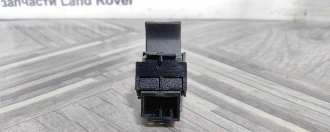 Кнопка стеклоподьемника Land Rover Freelander 2 LR008313