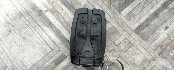 Ключ зажигания Land Rover Freelander 2 2.2 LR013005