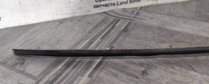 Молдинг лобового стекла Land Rover Freelander 2